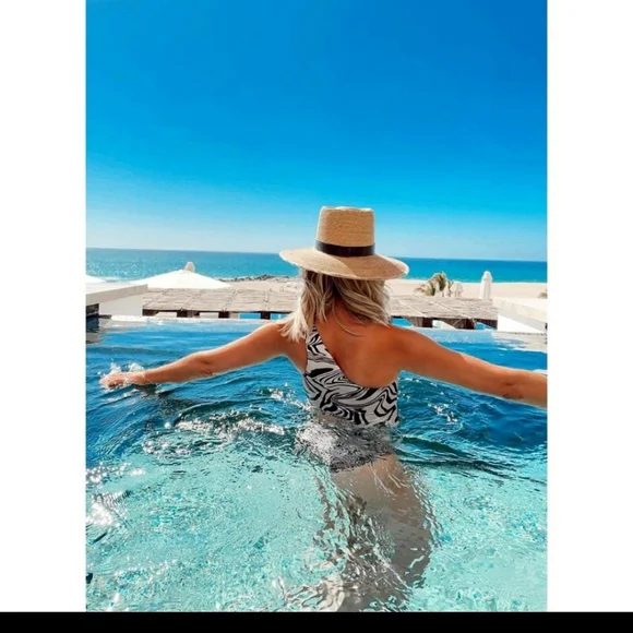 Beach Riot One Piece Swimsuit - Picture 2 of 10